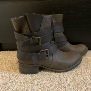 Rockport boots • Size 8